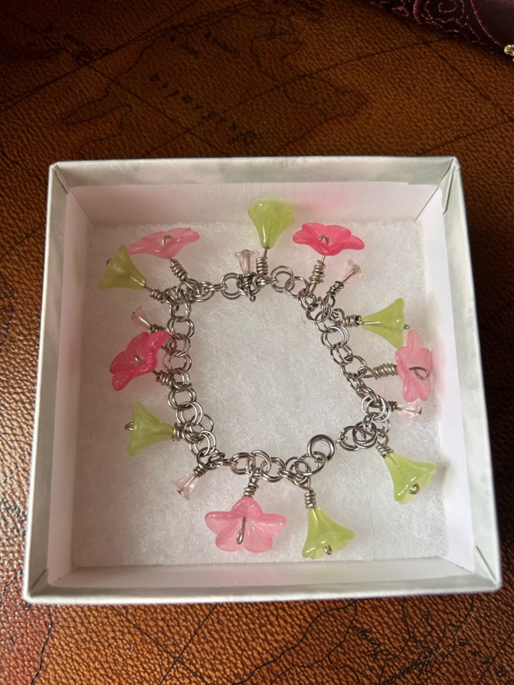 Vintage Link Bracelet with Glass Bell Dangle Flowers Charms in Pink and Green 💗